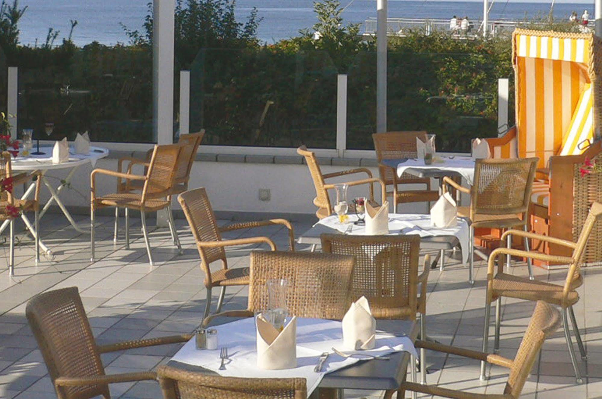 Hotel Seeschloesschen Hohwacht Exterior foto